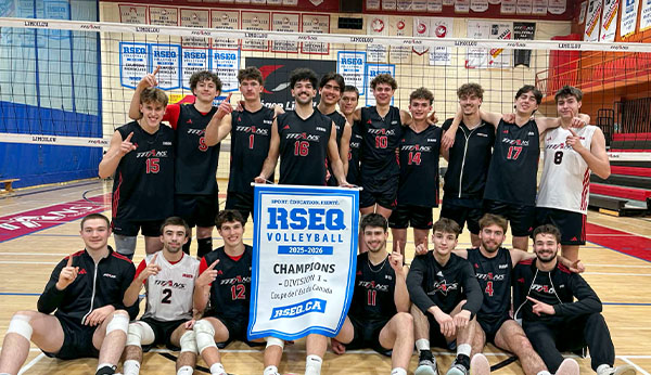 Équipe volleyball D1 Titans Cégep Limoilou à la coupe de l'Est