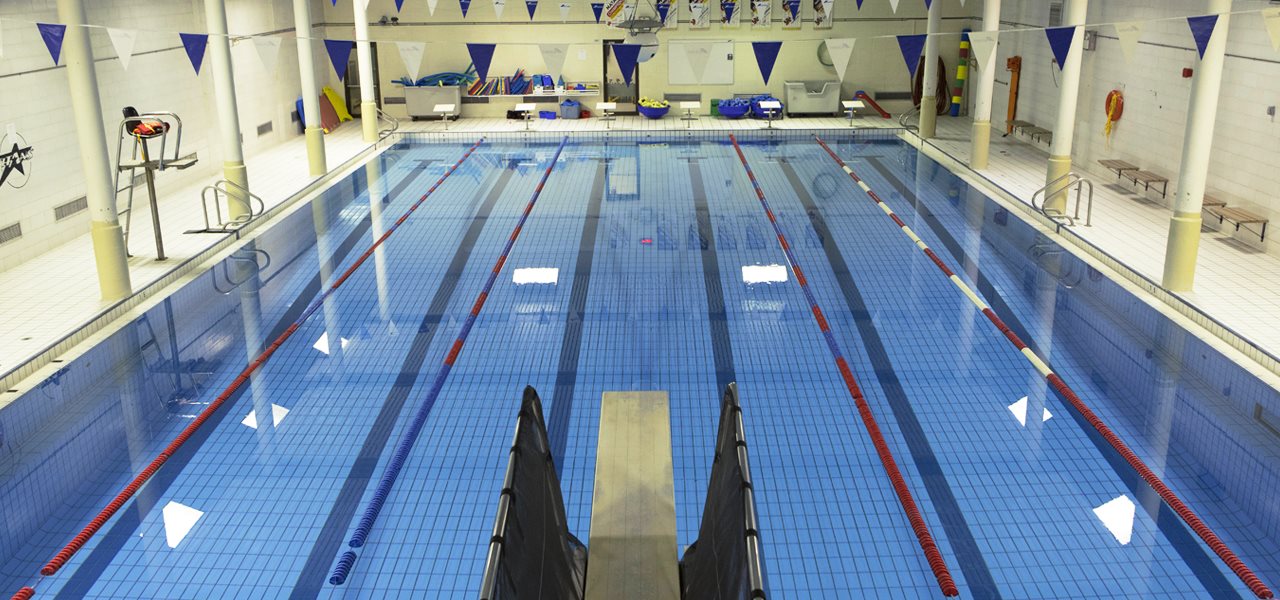 Piscine au campus de Québec