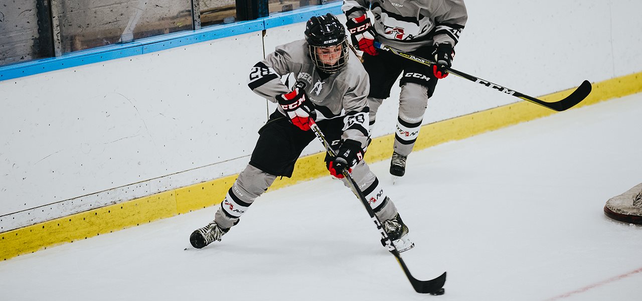 Filles au hockey