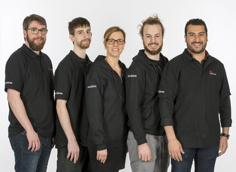 Kevin Duchesneau, Élie Grenon, Nadine Vigeant, Marc-Olivier Martel et Walid Boulabiar, représentants des Olympiades 2018