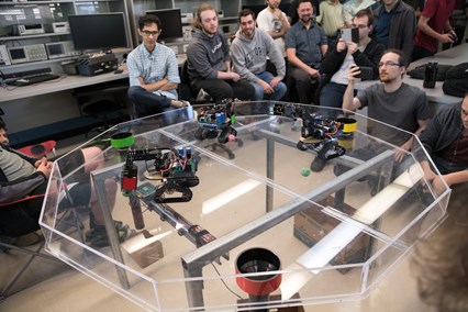 Table de démonstration de robots