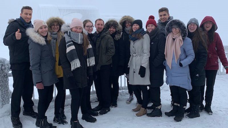 Le groupe de TGH au sommet de Tremblant.