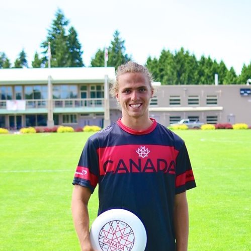 Francis Vallée, étudiant athlète en ultimate frisbee