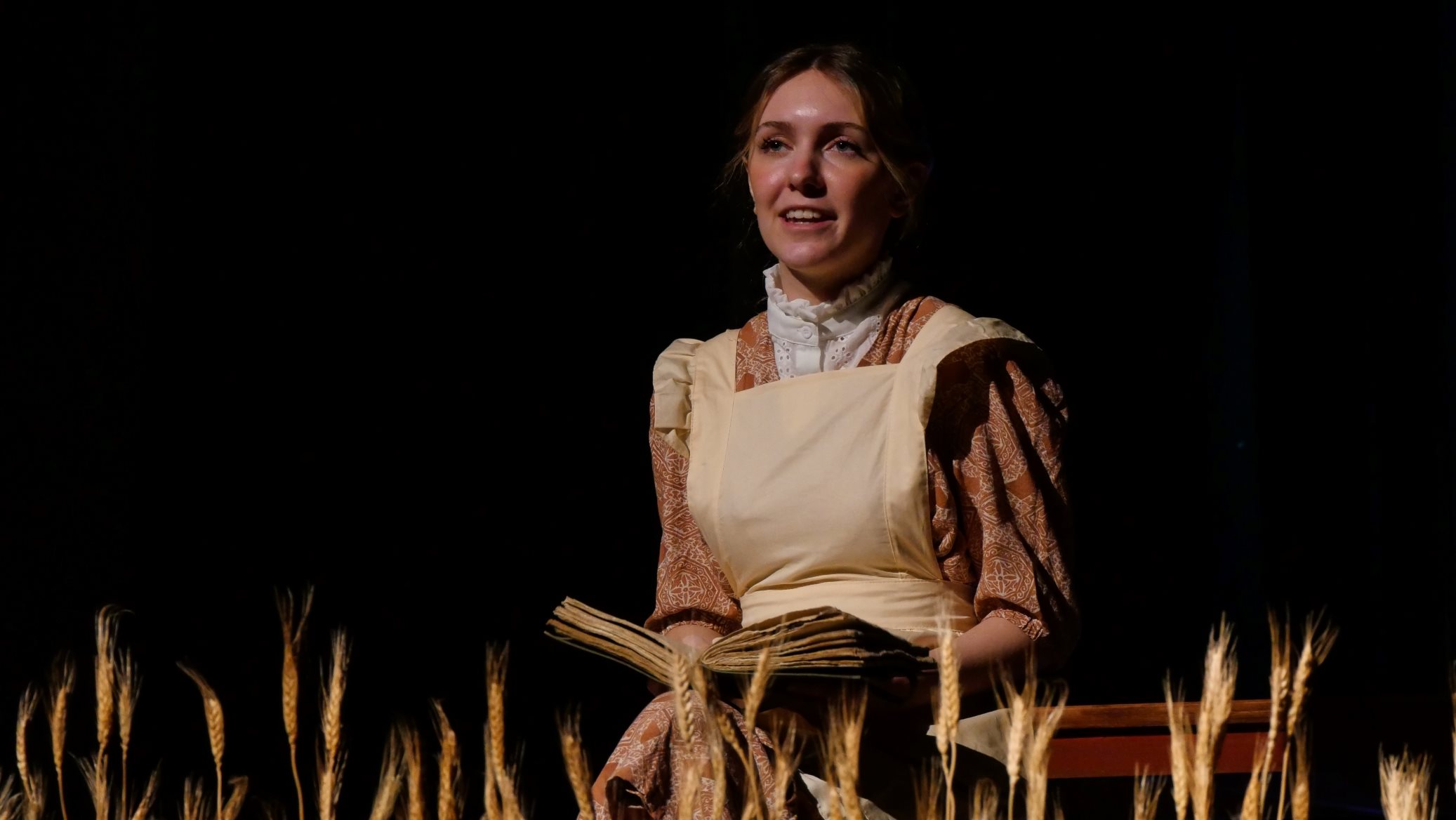 Comédienne sur scène