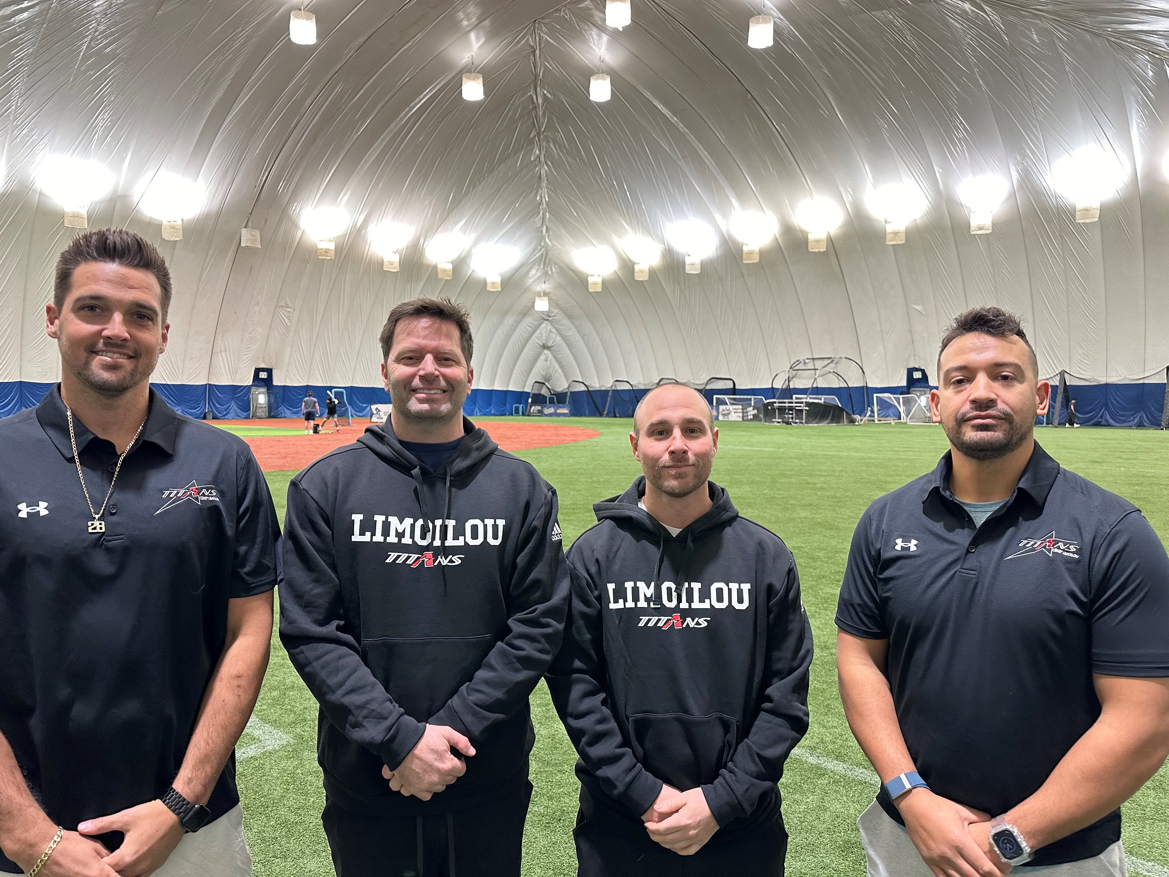 Guillaume Leduc, entraîneur, Jean-Philippe Roy, directeur du programme sport-études baseball de la région de Québec, Dominik Walsh, coordonnateur et entraîneur, Josué Peley, entraîneur.